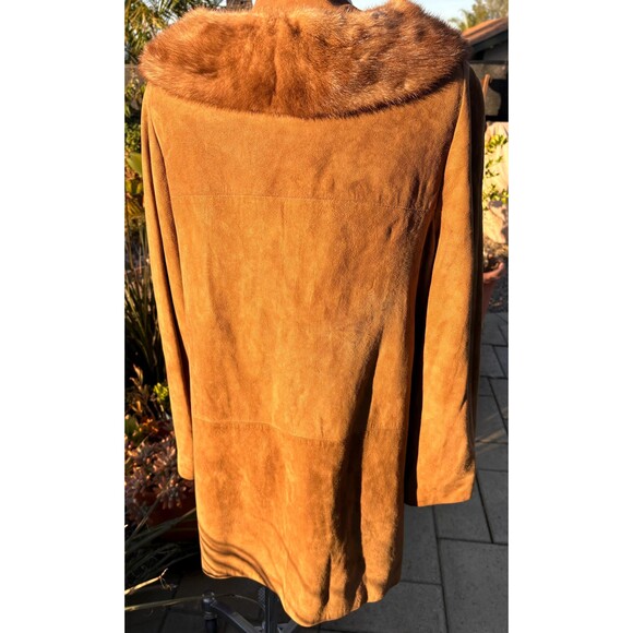 Cresco Country Sportswewr Suede Coat with Fur Collar - Picture 3 of 10